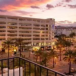 Luxury Penthouse In The Heart Of Puerto Banus Marbella